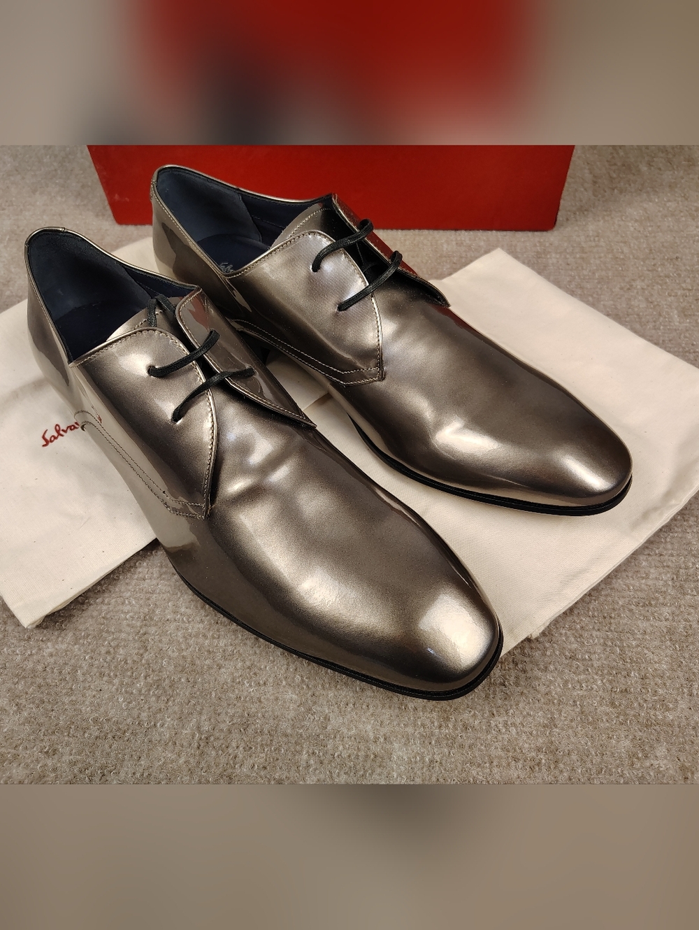 Men's Salvatore Ferragamo Marte Patent 2 Eyelet Lace Up Silver Dress Shoes 11 D